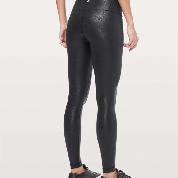 Lululemon Wunder Under
High-Rise Tight Foil 28"
Leggings Size 4 Black - Picture 2 of 8